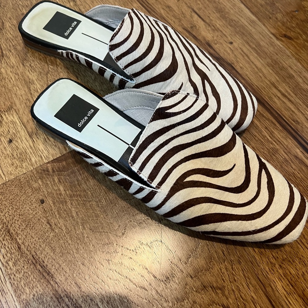 Dolce Vita brown and white flats